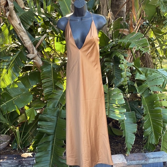 Zara deep V rose, gold metallic satin slip dress - Picture 3 of 8